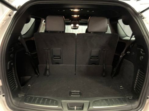 Used 2020 Dodge Durango R/T w/ Technology Group AWD/4WD image 24