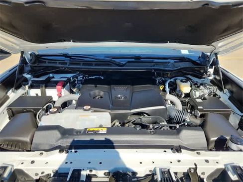 Used 2025 Toyota Tundra SR5 image 12