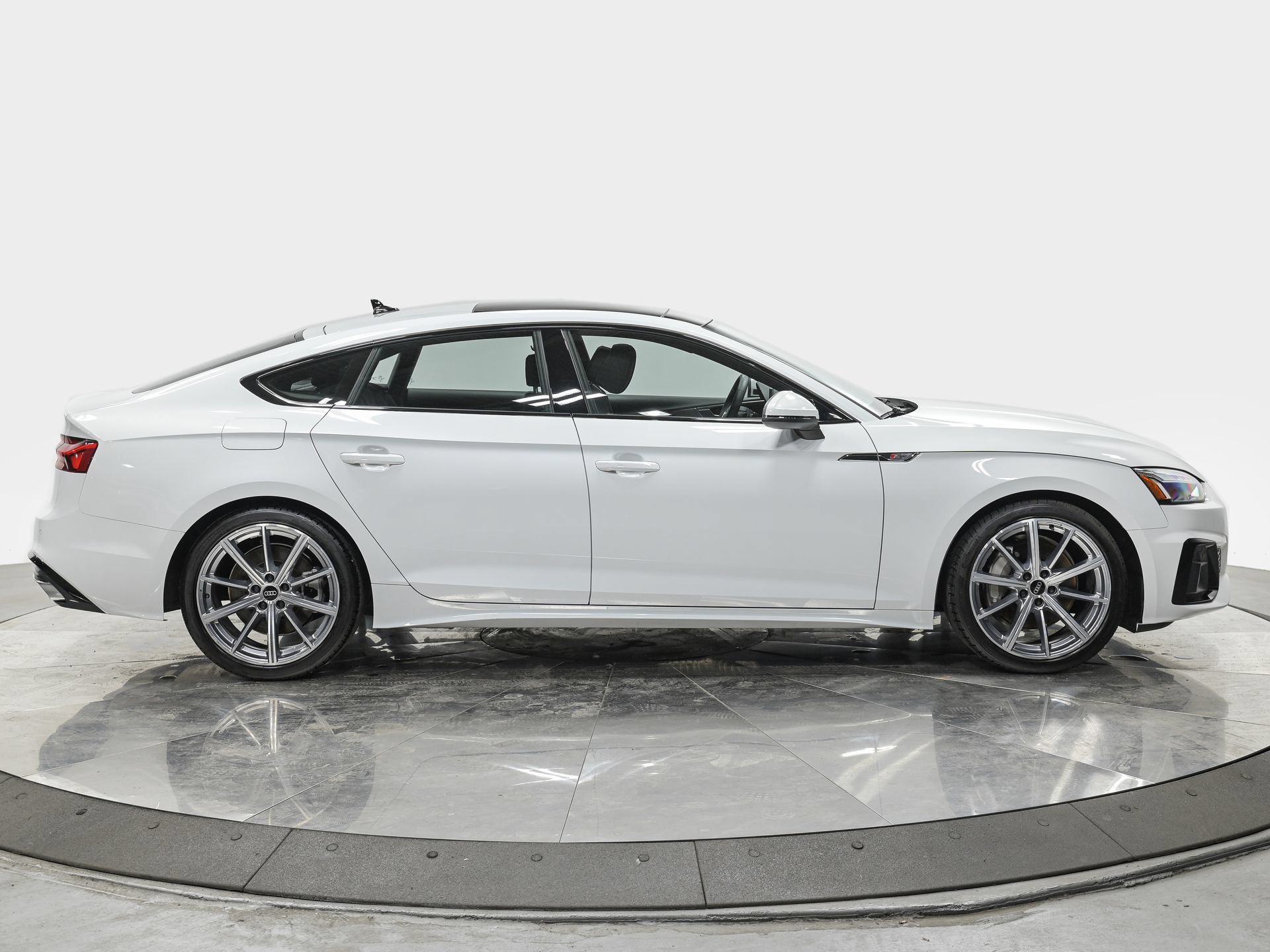 Used 2025 Audi A5 2.0T Premium Plus w/ Convenience Plus Package AWD/4WD image 8