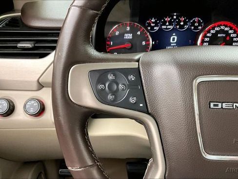 Used 2016 GMC Yukon XL Denali w/ Open Road Package AWD/4WD image 23