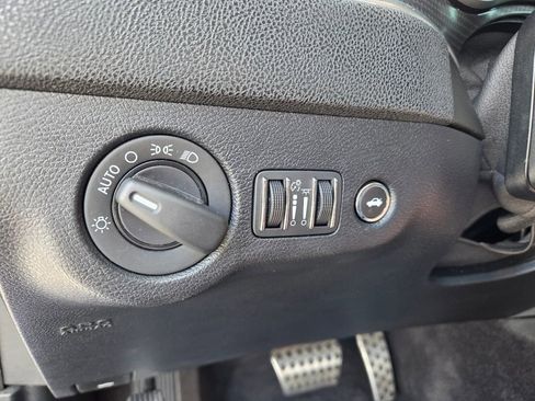 Used 2018 Dodge Charger SRT Hellcat image 25