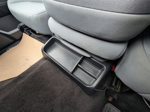 Used 2014 RAM 1500 Express image 30