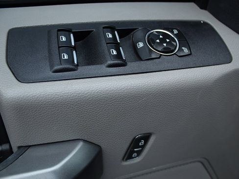 Used 2022 Ford F250 XLT image 15