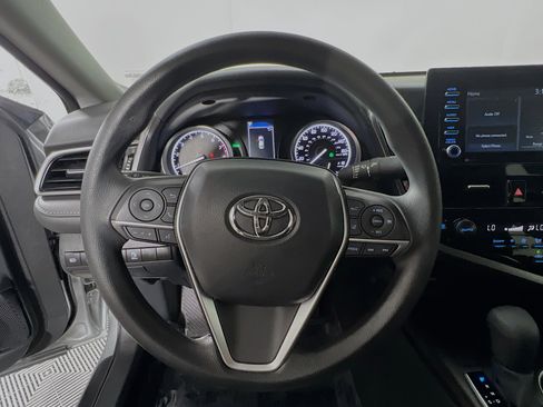 Used 2024 Toyota Camry LE w/ Convenience Package FWD image 18