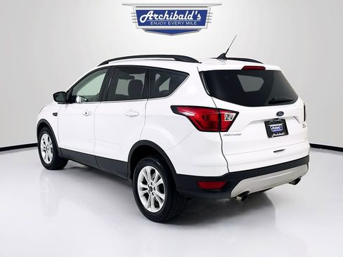 Used 2019 Ford Escape SEL image 6