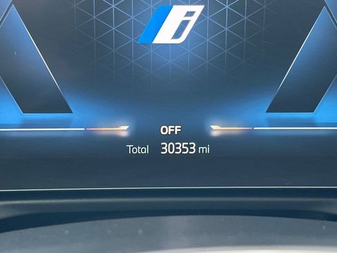 Used 2023 BMW i4 M50 w/ Premium Package image 27