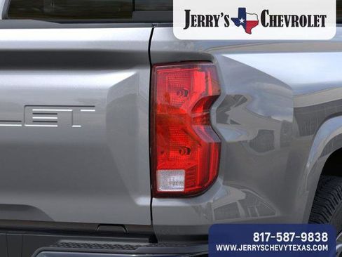 New 2026 Chevrolet Colorado W/T image 13