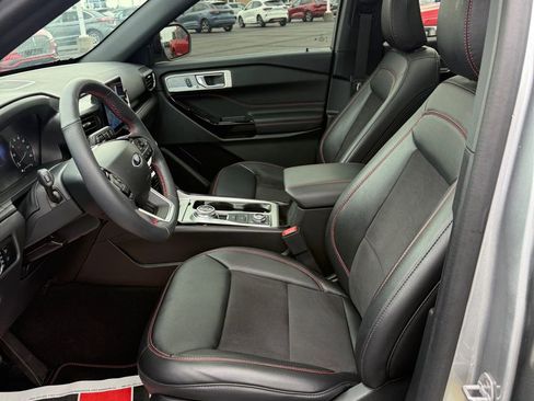 Used 2024 Ford Explorer ST-Line w/ Class IV Trailer Tow Package AWD/4WD image 10