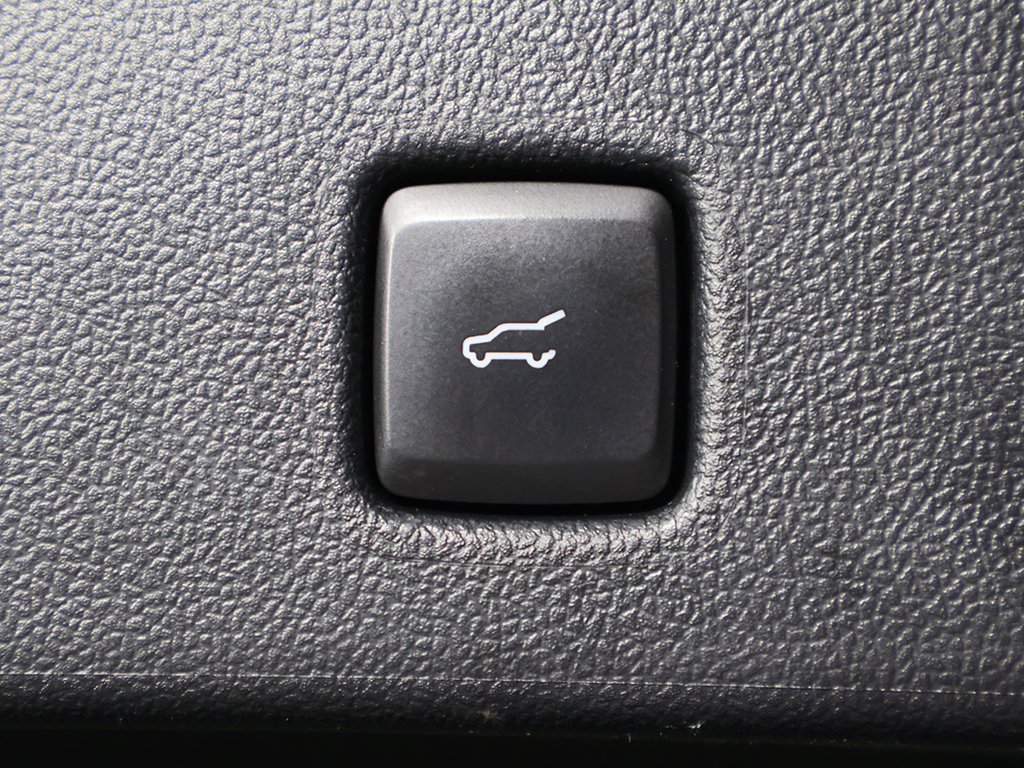 Used 2022 Ford Escape SE w/ Convenience Package FWD image 15