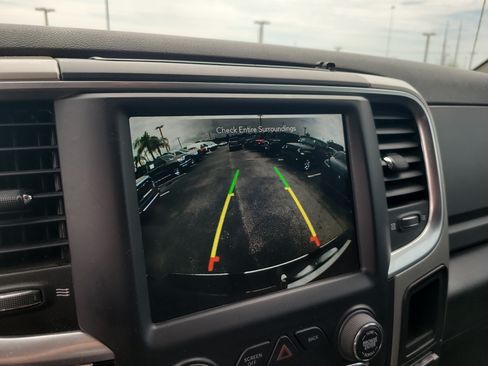 Used 2019 RAM 1500 Big Horn AWD/4WD image 23