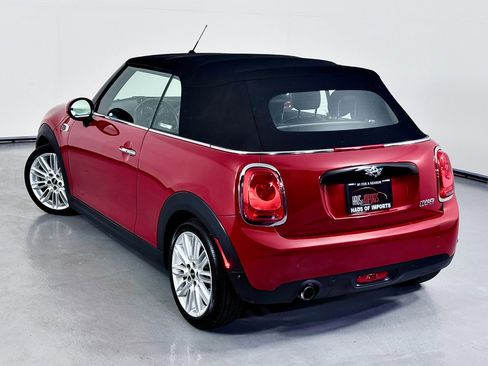 Used 2018 MINI Cooper Convertible image 26