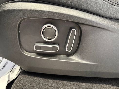 Used 2021 Jaguar F-PACE S AWD/4WD image 16