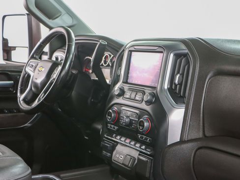 Used 2022 Chevrolet Silverado 2500 LTZ w/ LTZ Plus Package AWD/4WD image 28