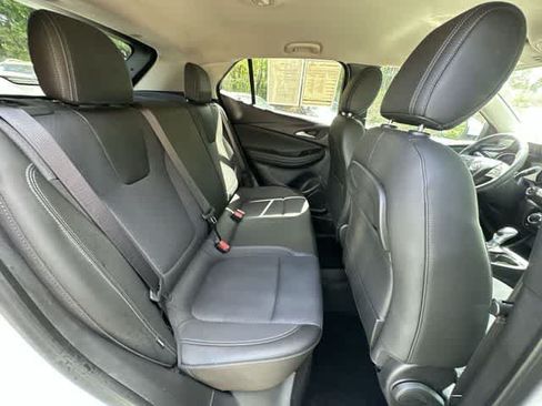 Used 2023 Buick Encore GX Preferred w/ Cold Weather Comfort Package AWD/4WD image 21