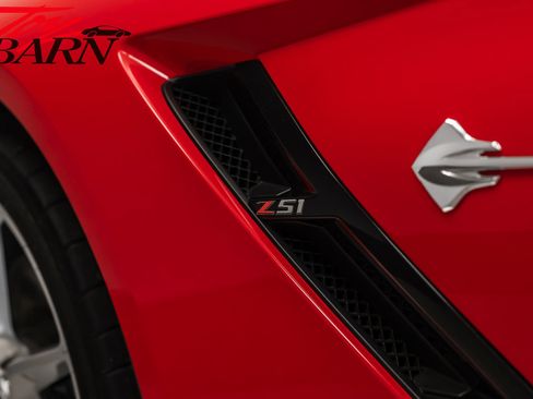 Used 2019 Chevrolet Corvette Stingray Convertible Z51 2LT image 24