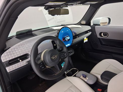 New 2026 MINI Cooper S image 2