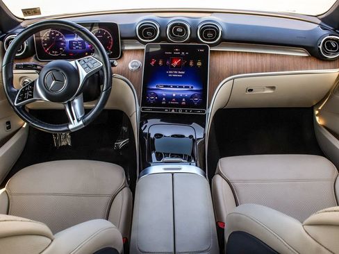 Used 2022 Mercedes-Benz C 300 4MATIC Sedan image 33