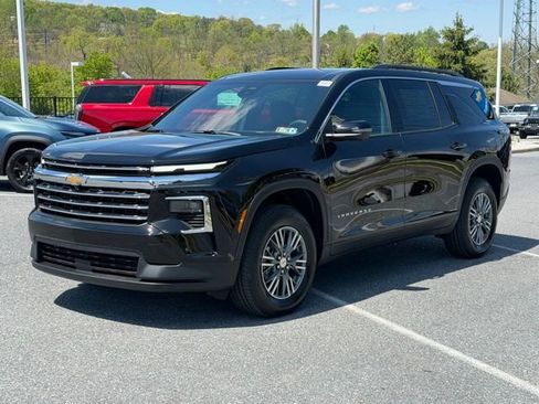 New 2026 Chevrolet Traverse LT AWD/4WD image 9