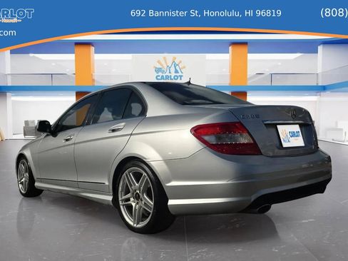 Used 2009 Mercedes-Benz C 300 Sedan image 6