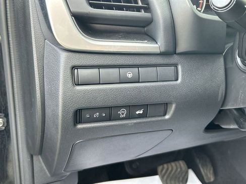 Certified 2023 Nissan Rogue SV w/ SV Premium B Package image 17