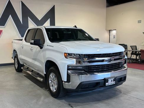 Used 2022 Chevrolet Silverado 1500 LT RWD image 3