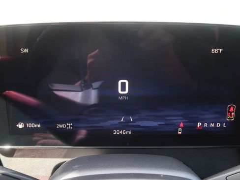 Used 2026 Chevrolet Traverse Z71 AWD/4WD image 37