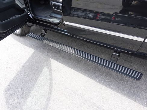Used 2019 RAM 1500 Limited AWD/4WD image 17