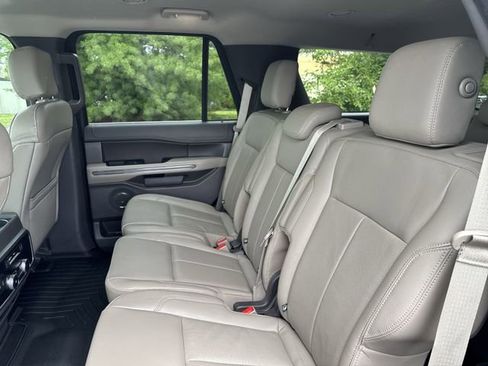 Used 2020 Ford Expedition XLT w/ Equipment Group 201A RWD image 13