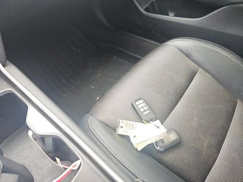 Used 2018 Honda Accord Sport image 11