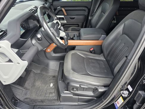 Used 2020 Land Rover Defender 110 S AWD/4WD image 10