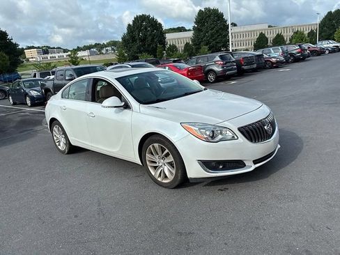 Used 2016 Buick Regal Premium w/ Driver Confidence Package #1 AWD/4WD image 2