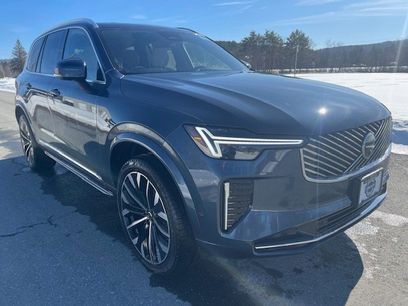 New 2026 Volvo XC90 B6 Plus w/ Protection Package Premier