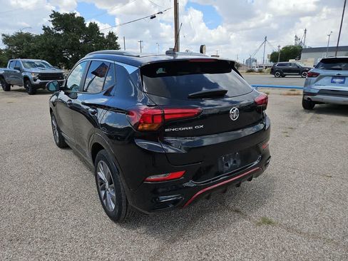 Used 2020 Buick Encore GX Select w/ Sport Touring Package FWD image 6