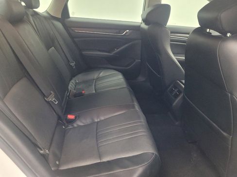 Used 2018 Honda Accord EX-L image 19