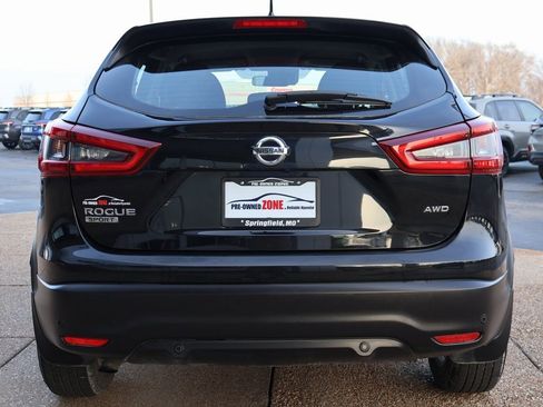 Used 2022 Nissan Rogue Sport S image 5