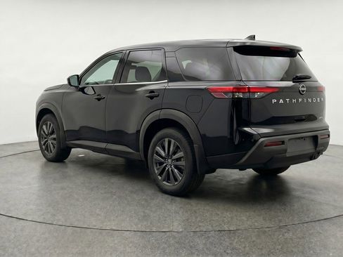 Used 2025 Nissan Pathfinder SV FWD image 6