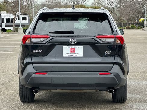 Certified 2025 Toyota RAV4 XLE image 5