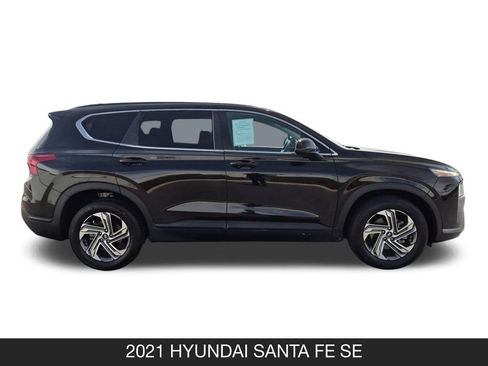 Used 2021 Hyundai Santa Fe SE FWD image 6