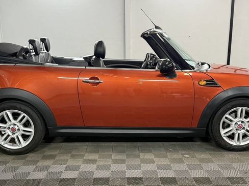 Used 2015 MINI Cooper Convertible image 2