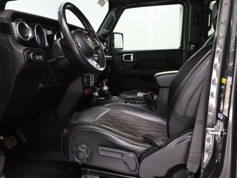 Used 2021 Jeep Wrangler Unlimited Rubicon w/ Trailer Tow Package AWD/4WD image 7