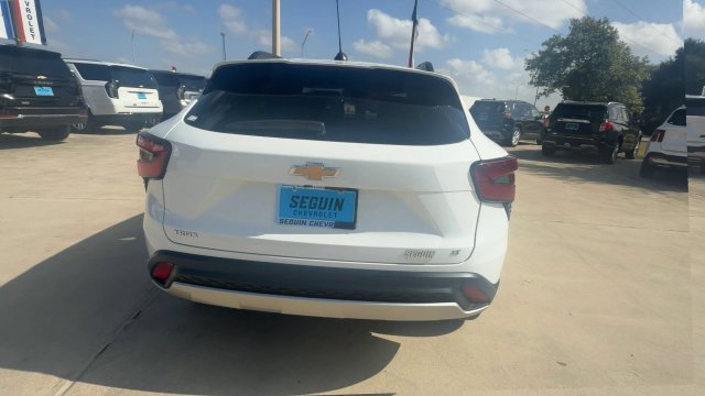 Certified 2026 Chevrolet Trax LT FWD image 7