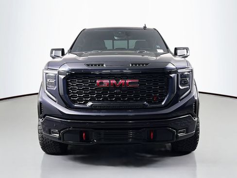 Used 2023 GMC Sierra 1500 AT4 w/ AT4 Premium Package AWD/4WD image 2