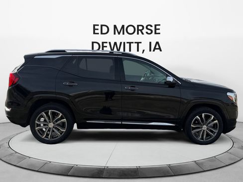Used 2020 GMC Terrain Denali w/ Denali Premium Package image 6