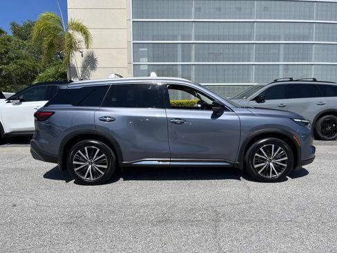Certified 2023 INFINITI QX60 Sensory w/ Vision Package AWD/4WD image 11