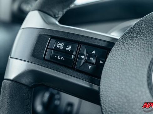 Used 2013 Ford Mustang Shelby GT500 RWD image 57