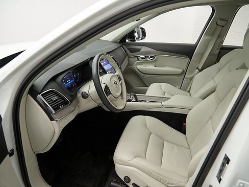 Used 2023 Volvo XC90 T8 Plus w/ Protection Package Premier AWD/4WD image 18