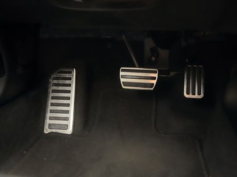 Used 2019 Honda Accord Sport image 15