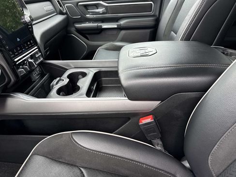 Used 2023 RAM 1500 Laramie AWD/4WD image 14