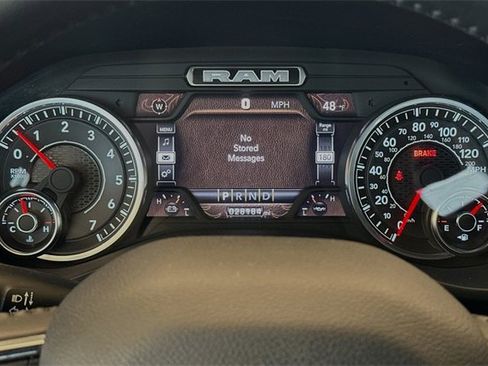 Used 2024 RAM 1500 Laramie image 24
