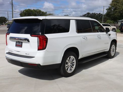 Used 2021 GMC Yukon XL SLT image 8